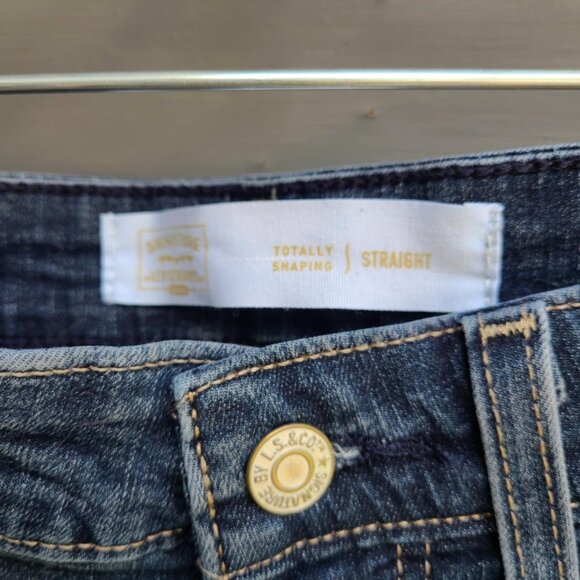 Signature by Levis Straight Jeans size 30 x 30 - Picture 13 of 14